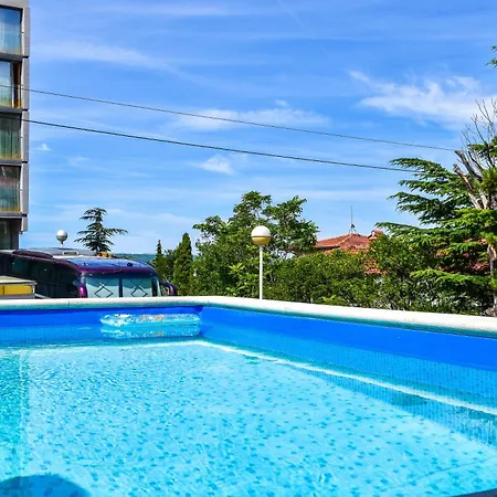Villa Luna&Aurora Πανσιόν 4*