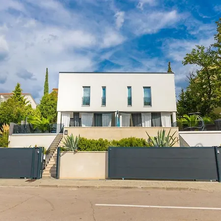 Πανσιόν Villa Luna&Aurora