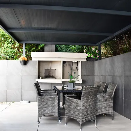 Villa Luna&Aurora Guest house 4*
