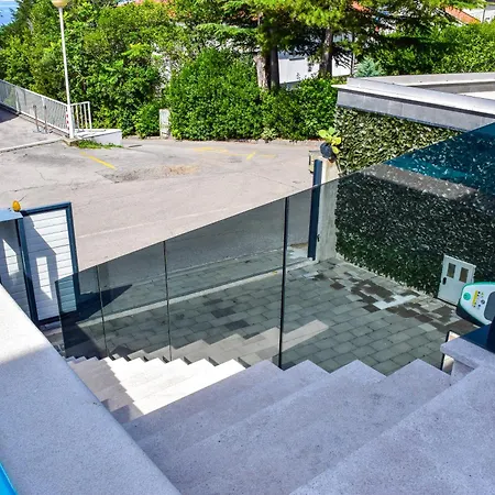 Gostinjska kuća Villa Luna&Aurora Selce